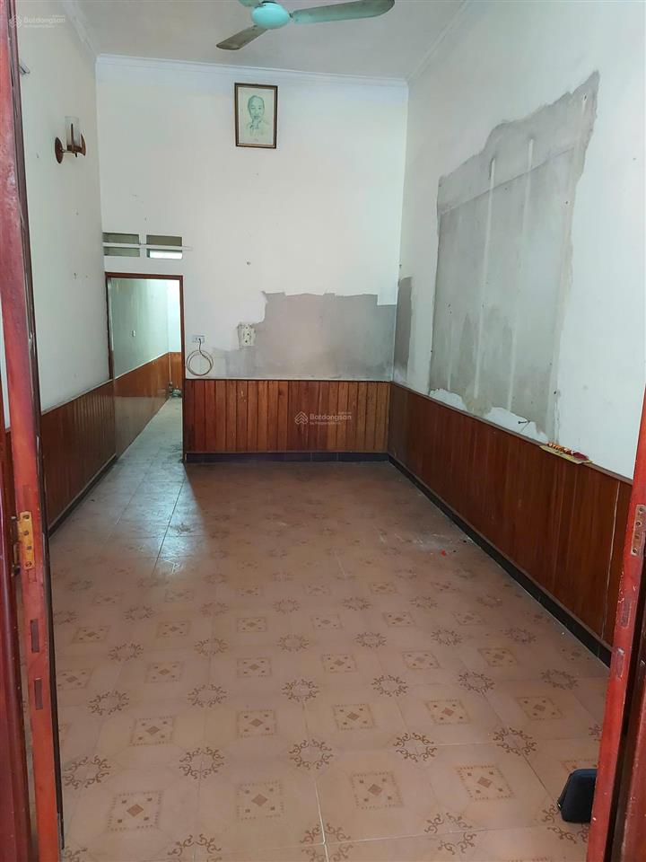 Cho thuê nhà riêng ngõ 9 đào tấn, đường chợ thủ lệ, view công viên, 54m², 4 tầng, hợp kinh doanh.