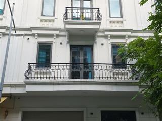 Chính chủ bán nhà kiến hưng luxury, mặt đường lớn chỉ việc xách vali về ở , 70m2, 5 tầng. 20 tỷ