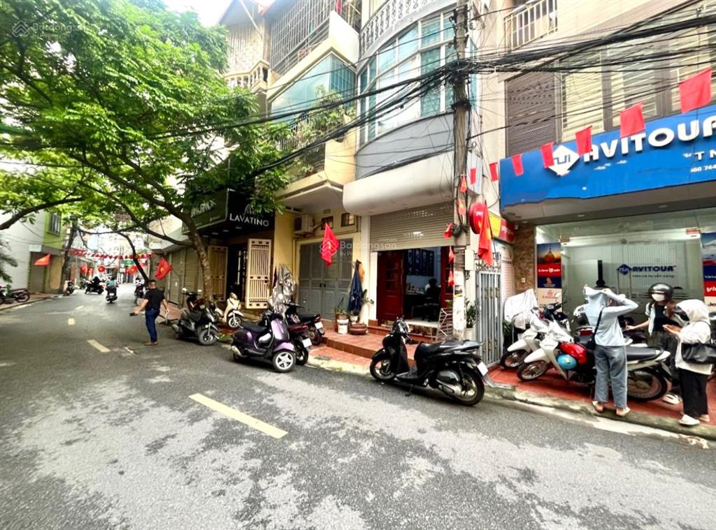 Hiếm mặt phố cù chính lan, 11.5 tỷ, 30/37m, mặt tiền 3.3m, 4 tầng kinh doanh