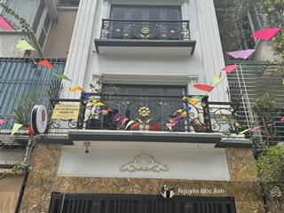 Bán nhà 6,9 tỷ ô tô đỗ cửa ngay aeon mall, la dương, dương nội, hà đông40m2x4 tầng full nội thất
