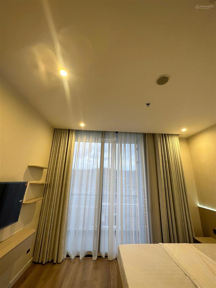 Chính chủ cần bán căn hộ bãi cháy hạ long tôi đã hoàn thiện full nội thất sẵn nhà ở và cho thuê