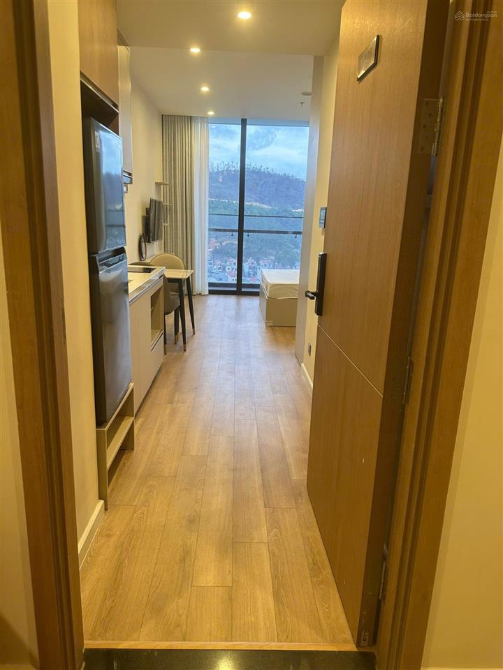 Chính chủ cần bán căn hộ bãi cháy hạ long tôi đã hoàn thiện full nội thất sẵn nhà ở và cho thuê