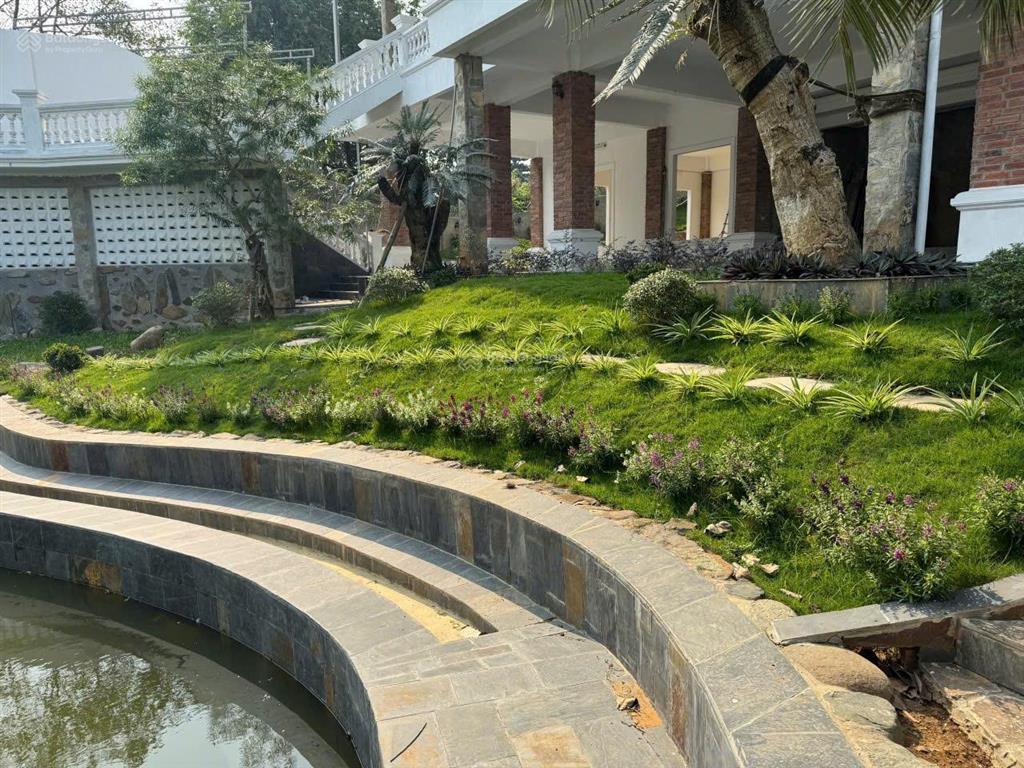 Siêu phẩm! biệt phủ cao cấp 1250m2 tại hoà sơn, lương sơn, full đồ nội thất, bể bơi, khuân viên