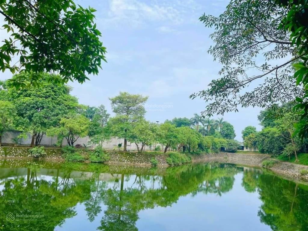Chủ định cư nước ngoài 13.000m2 biệt phủ sang trọng, gần sân golf sky lake lương sơn, giá hợp lý
