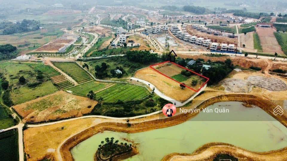 Bán 2.750m² view hồ 800m² đất ở phân 16 lô cực đẹp, sát 3 dự án lớn tại lương sơn 0988 112 ***