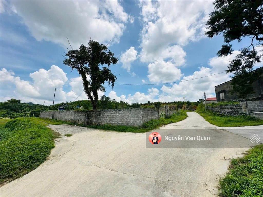 Giá rẻ! phân lô sinh lời! siểu phẩm đất nghỉ dưỡng! 1600m2 lô góc view cánh đồng và núi tuyệt đẹp