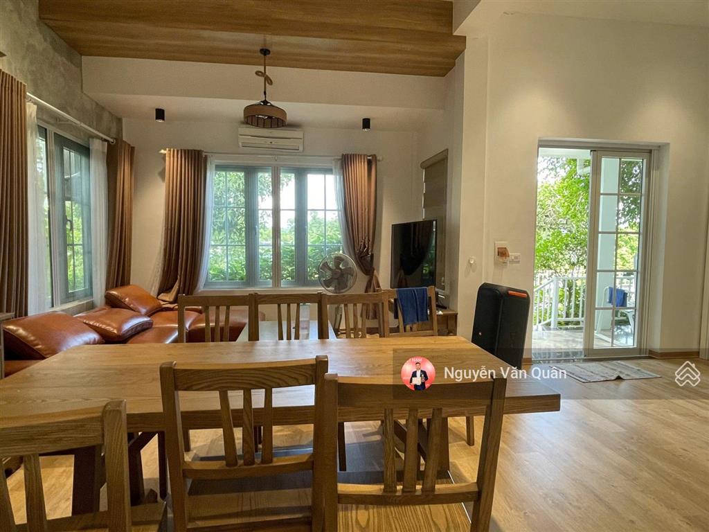 Villa đẹp! giá cực rẻ  bán gấp! lô góc 406m2 full đồ sang trọng  view suối,  0988 112 ***