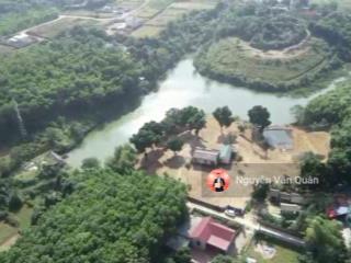 Siêu phẩm bán đảo 5700m2, bám hồ đẹp, mặt tiền bám hồ 100m, giá rẻ nhất lương sơn