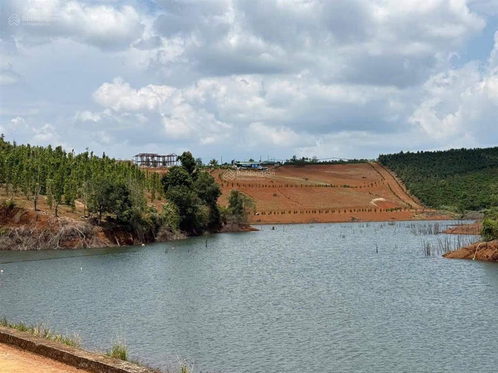 2,5ha hơn 200m mặt tiền, 140m mặt nước, giáp hồ, giá chỉ 360tr/sào thương lượng