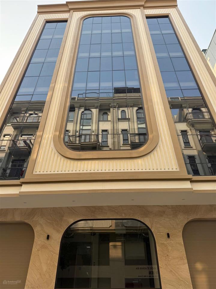 Tòa văn phòng duy nhất ở hà đông 130m2 mặt tiền 12m xây 7 tầng 1 tầng hầm. dòng tiền 100 triệu