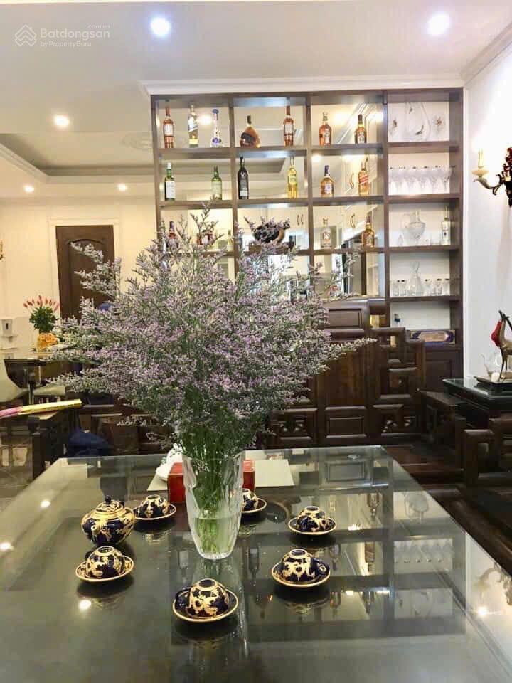 Duy nhất 1 la casta 2 mặt đường lớn dt 84m2 5 tầng mt 5m. đẹp nhất. chỉ hơn 24 tỷ kinh doanh