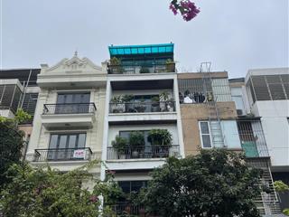 Giá bán nhanh căn lk 90m2 nhà 5 tầng full nội thất. có thang máy vị trí trung tâm văn phú.