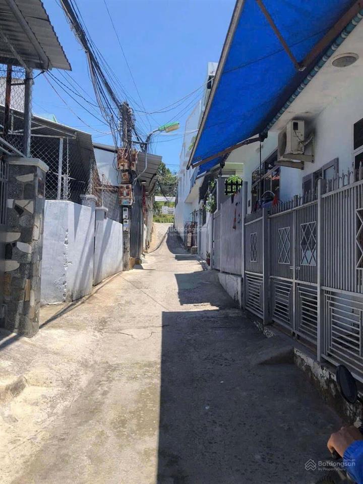 Bán đất 2tỷ5  hẻm ô tô nguyễn xiển, phường bắc nha trang. cách biển 3 phút, sổ đỏ 138m2 đất ở