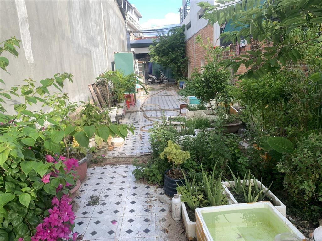 Bán đất 2tỷ5  hẻm ô tô nguyễn xiển, phường bắc nha trang. cách biển 3 phút, sổ đỏ 138m2 đất ở