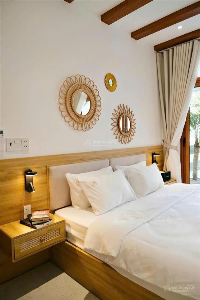 Cho thuê villa nghỉ dưỡng + bắc nha trang. cách biển 100m. dt 200m2 có 3pn, 4wc, sân đỗ ô tô.