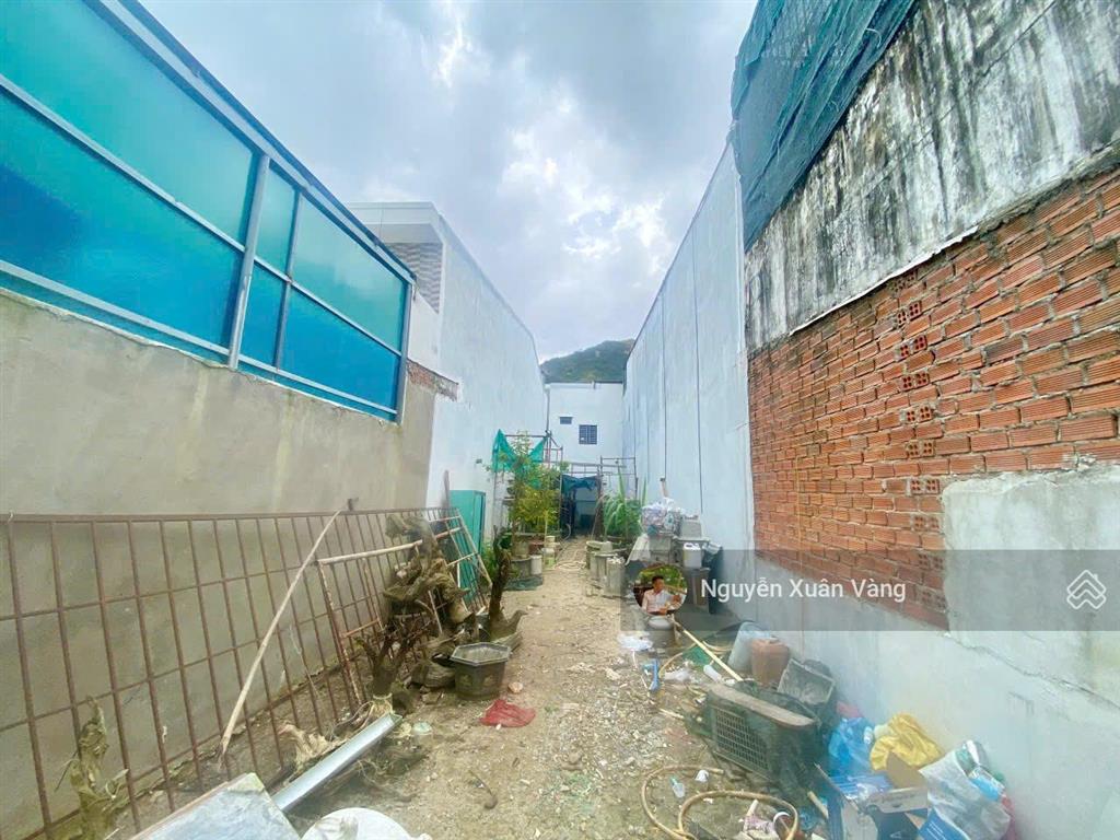 Bán đất  tdc vĩnh hoà  phường bắc nha trang ( khu bến du thuyền) 94m2 sổ đỏ full thổ cư + 4tỷ 100