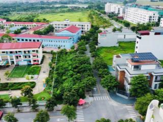 Chính chủ bán lô đất vườn sen view trường học