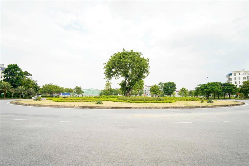 Chính chủ bán liền kề lk6 view hồ điều hoà vườn hồng alo 0945 288 ***