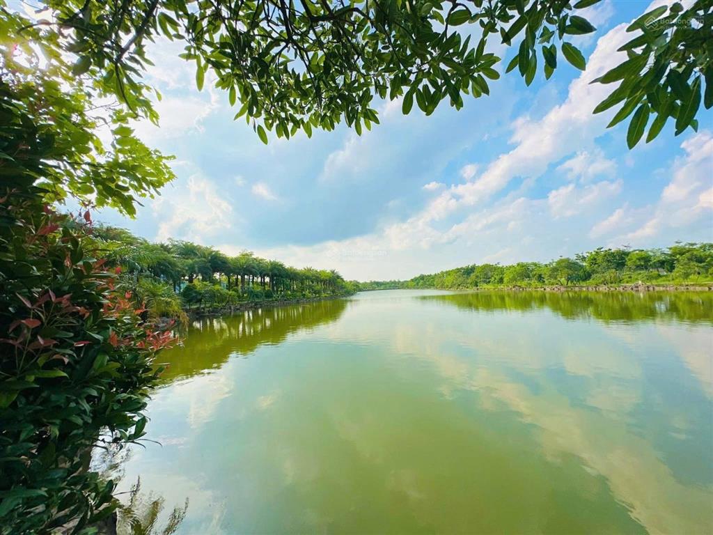 Chính chủ bán liền kề lk6 view hồ điều hoà vườn hồng alo 0945 288 ***