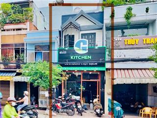 Nhà mặt tiền chợ phú xuân chính chủ bán gấp.