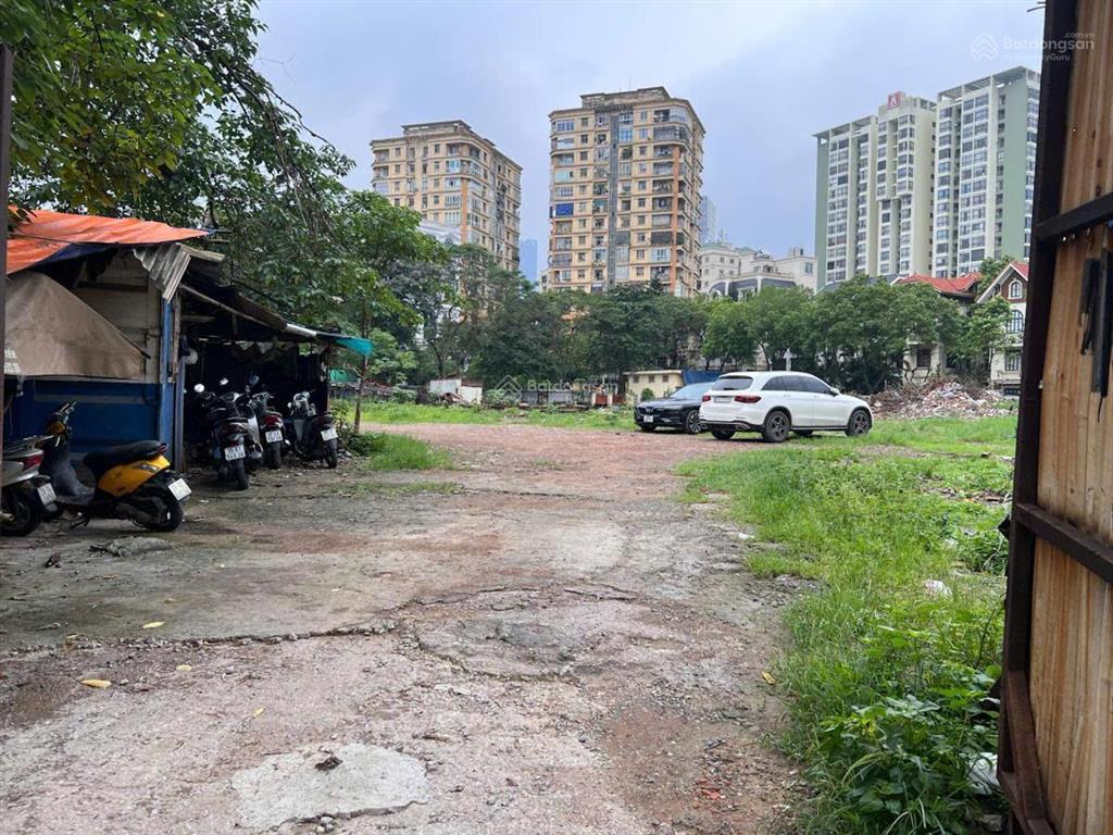 Bán đất dự án xây tòa nhà 29 tầng tại yên hòa, diện tích 5048m², 4 mặt thoáng cực hiếm