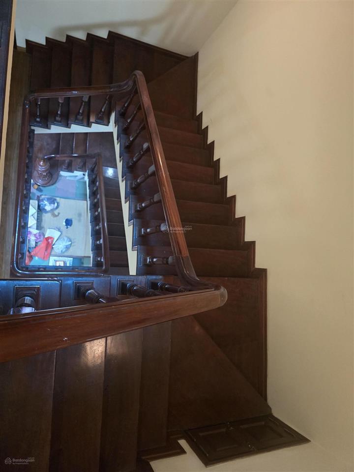 Bán biệt thự tại đội cấn, giá thỏa thuận, 130 m2, 5pn, 5 tầng, gara ô tô, 3 ô tô tránh, thang máy