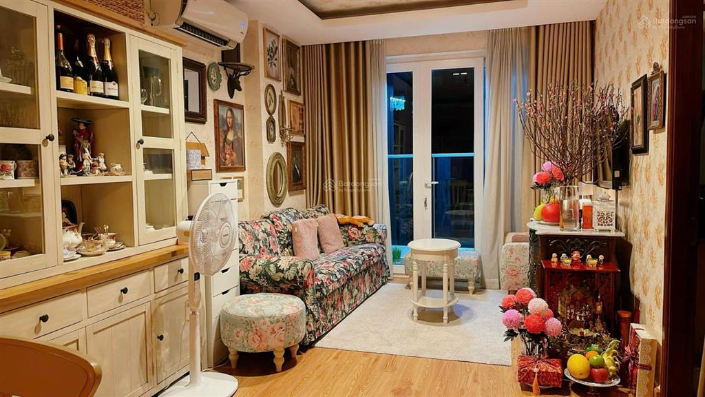 Bán căn hộ 2pn 74m2 sky center phổ quang, tân bình. giá bán chỉ 4.890 tỷ, căn duy nhất rẻ nhất
