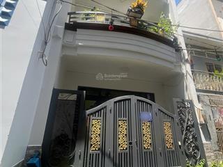 Bán nhà đẹp 2 tầng, 55m2, 4pn quang trung, p11, gò vấp. hẻm xe hơi thông đẹp. giá chỉ 5.990 tỷ