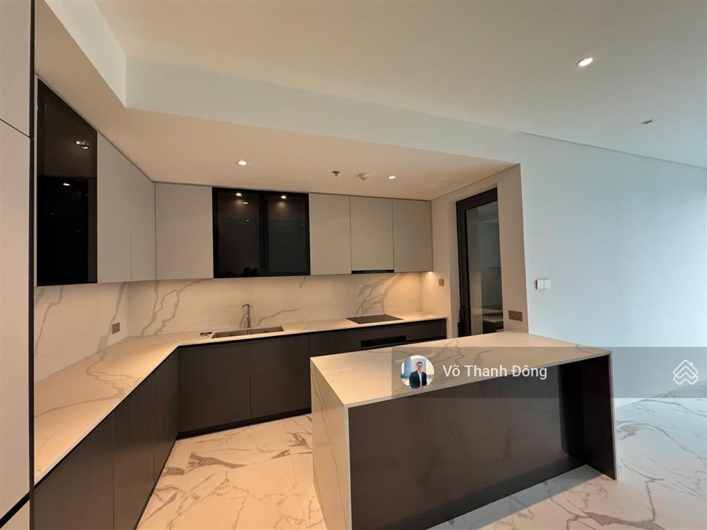 Bán 2 phòng ngủ 83m2 the crest metropole, tầng cao, view sông, giá tốt hơn opera chỉ 25.5 tỷ