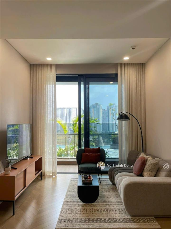 Bán gấp căn hộ 2 phòng ngủ góc lumiere riverside, tầng cao, sẵn sổ, giá 12,5 tỷ bao hết
