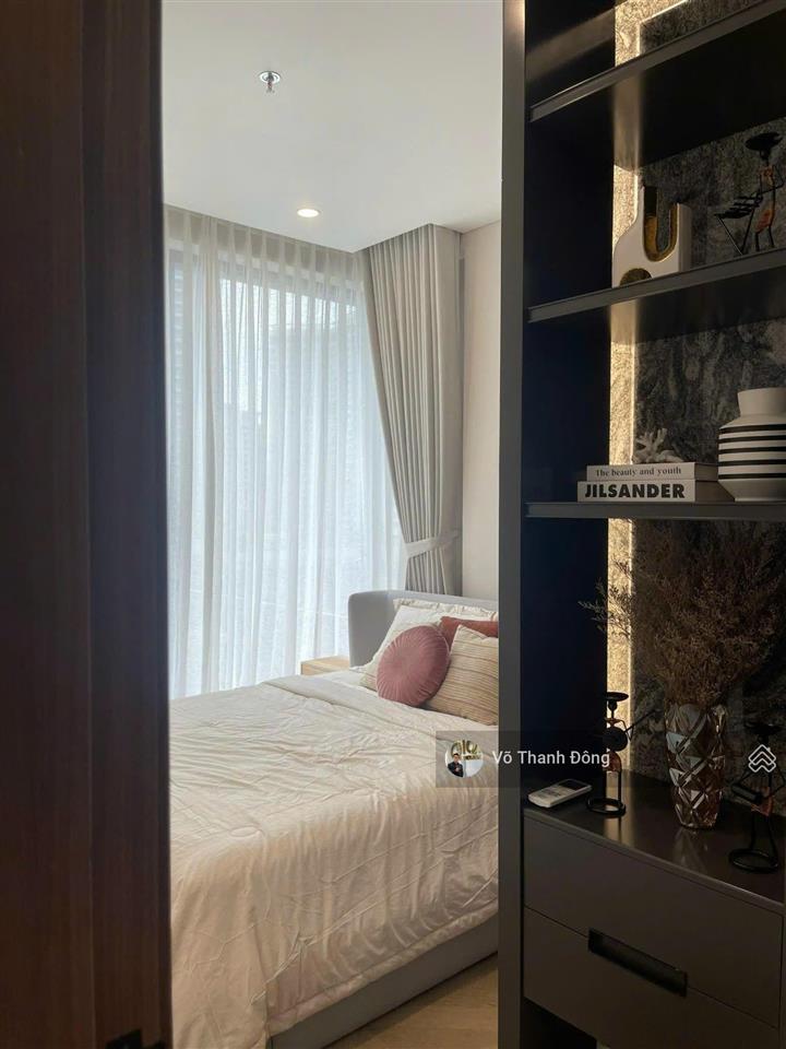 Bán gấp căn hộ 2 phòng ngủ góc lumiere riverside, tầng cao, sẵn sổ, giá 12,5 tỷ bao hết