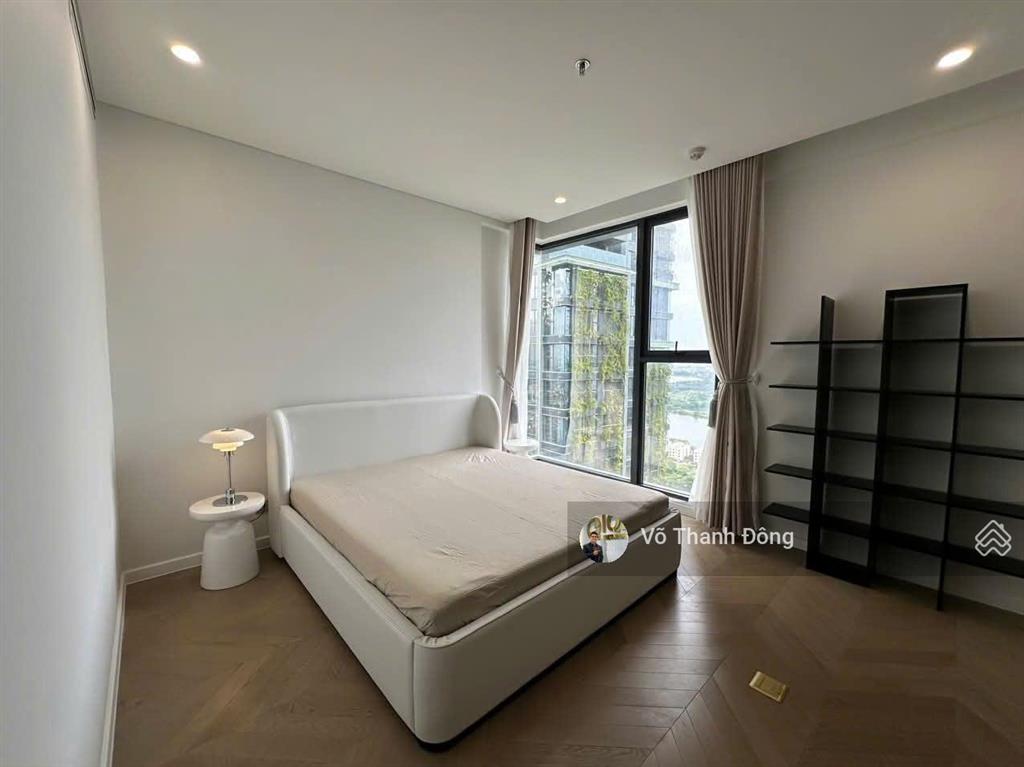 Bán căn 3 phòng ngủ lumiere riverside, view sông, lầu cao, trục hoa hậu, giá chỉ 18 tỷ bao hết