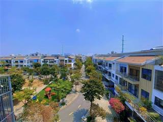 Chính chủ bán liền kề 82,5m2 ở foresa xuân phương tasco giá 20tỷ vị trí đẹp