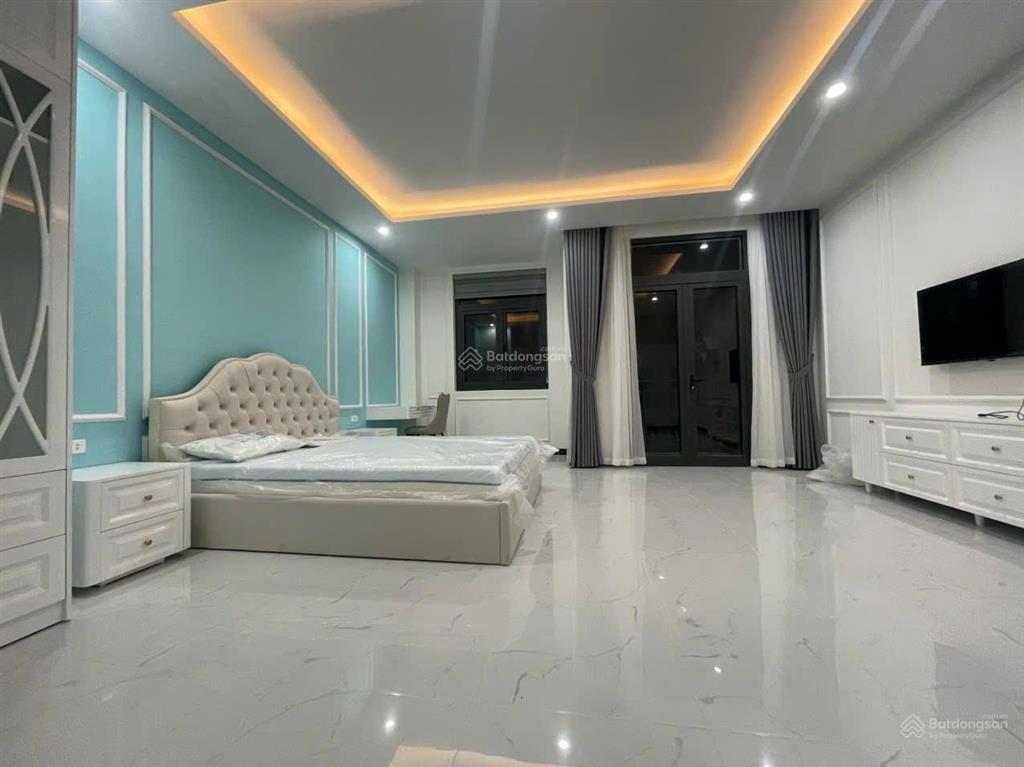 Cho thuê biệt thự 5 tầng hoàn thiện full đồ đẹp + thang máy vào ở ngay + văn phòng, chỉ 25tr/tháng