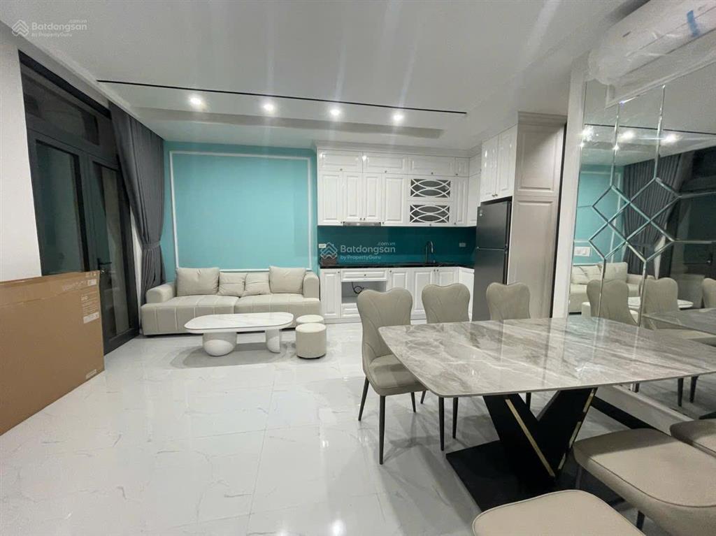 Cho thuê biệt thự 5 tầng hoàn thiện full đồ đẹp + thang máy vào ở ngay + văn phòng, chỉ 25tr/tháng