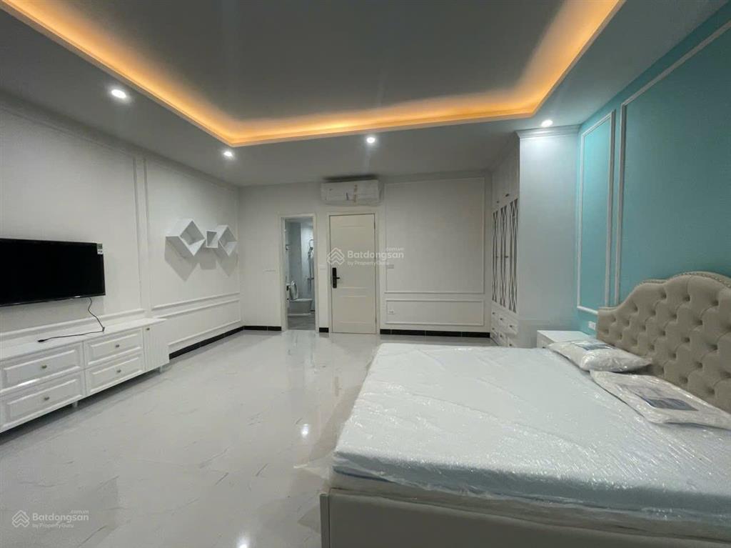 Cho thuê biệt thự 5 tầng hoàn thiện full đồ đẹp + thang máy vào ở ngay + văn phòng, chỉ 25tr/tháng