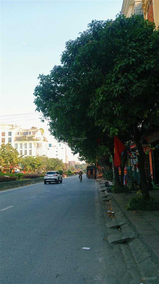 Bán nhà 5 tầng  mặt đường nguyễn văn cừ  phù khê  từ sơn