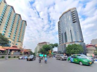 Mặt phố nghi tàm  gần ngã 5 yên phụ  dt 62m2  mt 5m  giá đầu tư  xây tòa nhà văn phòng đẹp