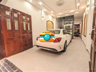 Bán nhà phân lô hoàng văn thái  ô tô tải tránh  dt 65m x 7 tầng thang máy nhập khẩu  mới ở luôn