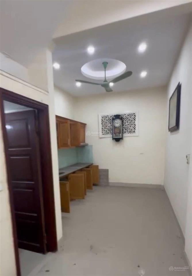 Nhà phố đào tấn ô tô đỗ cửa  3 bước chân ra mặt phố diện tích 47m2 x 4 tầng 4 ngủ  giá 14.8 tỷ