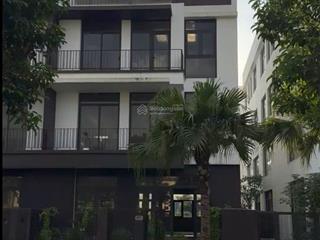 Bán gấp căn liền kề 200m2 mặt đường liên khu 8 rộng 50m, chìa khóa trao tay giá đầu tư tốt