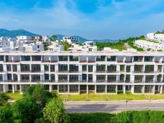 Sẵn nhà ngay 01 căn shop vị trí đẹp sát cổng, kinh doanh hay cho thuê đều tốt, có hỗ trợ vay ls 0%