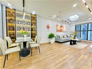Bán căn 2pn 2vs 78m2  5 tỷ goldmark city