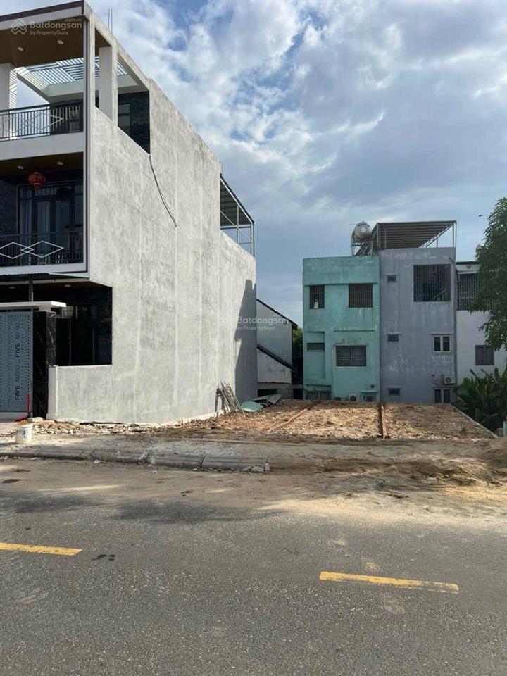 Cặp đất liền kề xây toà căn hộ quá đỉnh  dt 182m2 ngang 8m nở hậu nhẹ khu nam việt á.
