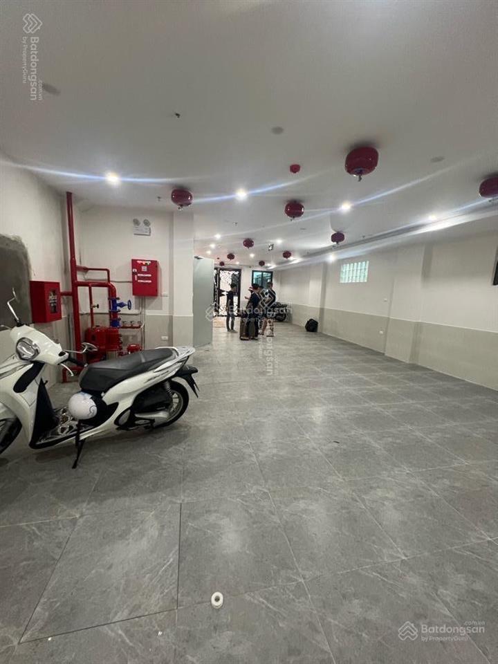 Mặt phố chùa láng  nguyễn chí thanh  huỳnh thúc kháng  120m2  9 tầng  7.2m mt