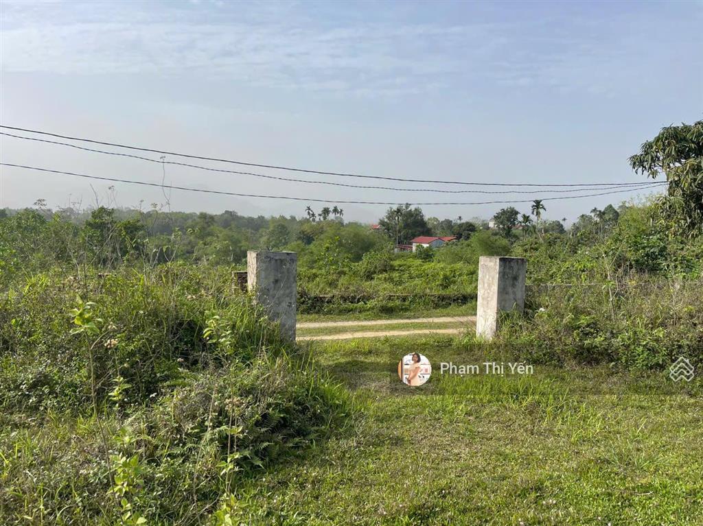 Chính chủ bán nhanh giá tốt lô đất nằm trong quần thể nghỉ dưỡng tophilllương sơn 1046m/200m ont