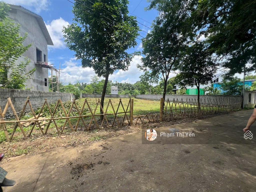 Trung tâm xã giáp ranh cư yên diện tích 678m2/101m2 ont giá rẻ nhất khu. đất vuông đẹp xem là chốt