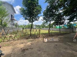 Trung tâm xã giáp ranh cư yên diện tích 678m2/101m2 ont giá rẻ nhất khu. đất vuông đẹp xem là chốt