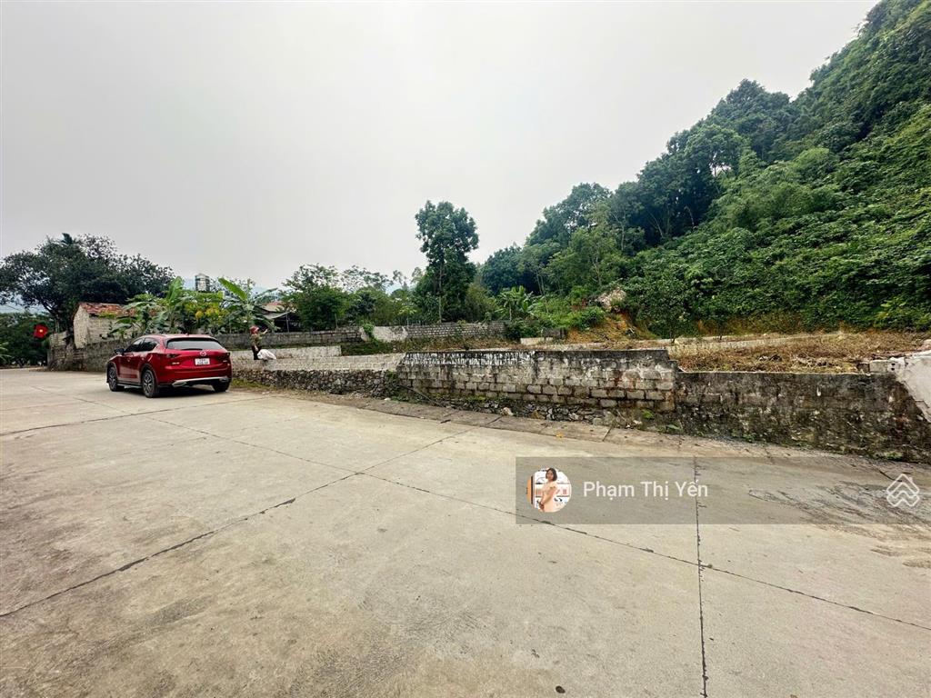 Cần bán lô đất 170m2, vuông vắn bám trục chính đường liên xã cư yên  lương sơn