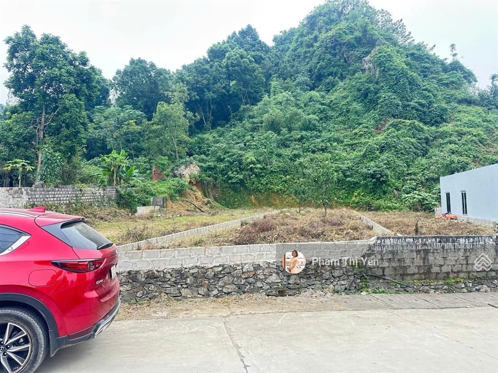 Cần bán lô đất 170m2, vuông vắn bám trục chính đường liên xã cư yên  lương sơn
